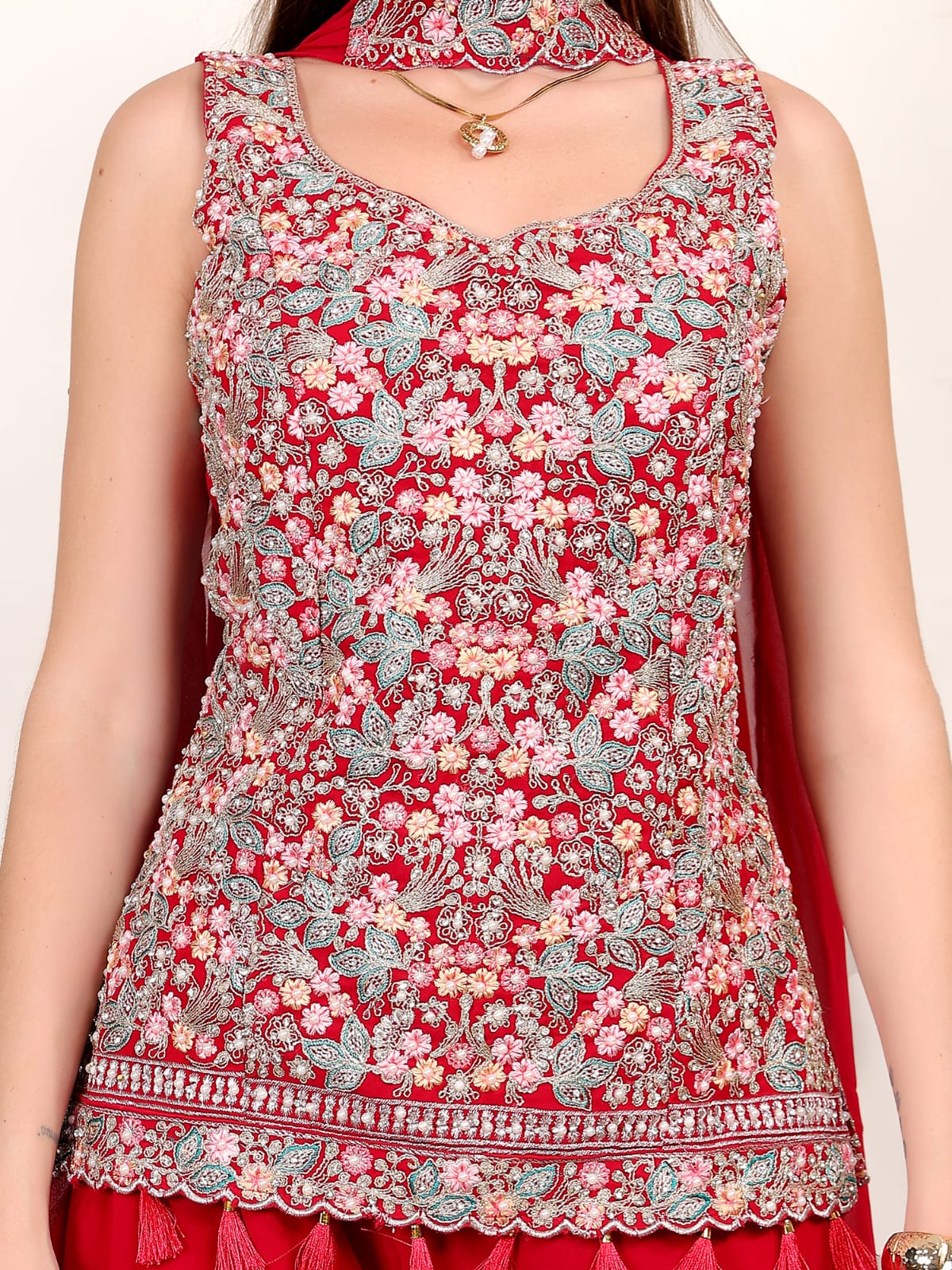 Women’s Embroidered Sleeveless Kurti with Palazzo & Dupatta – Festive Ethnic Set (Red)